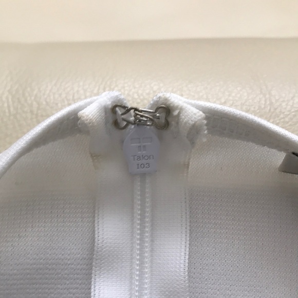 Guess Calla Robe bodycon dress - Picture 6 of 6